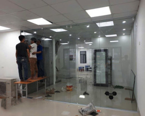 Đơn vị chuyên thi công lắp đặt nhôm kính giá tốt tại Phú Nhuận